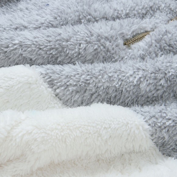 Gray & White Fleece Pullover with Zippered Collar - Picture 11 of 12